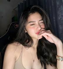 files/Girl1.jpg